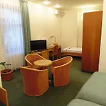 Bed & Breakfast Curtea Brasoveana