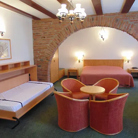 Alojamento de Acomodação e Pequeno-almoço Curtea Brasoveana