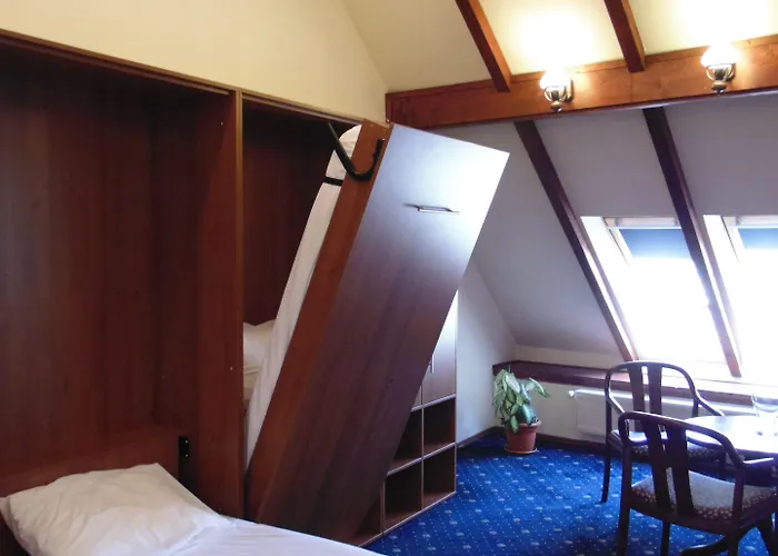 Curtea Brasoveana Bed & Breakfast 4*