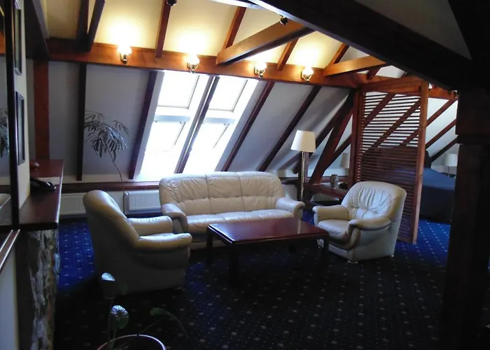 Curtea Brasoveana Bed & Breakfast