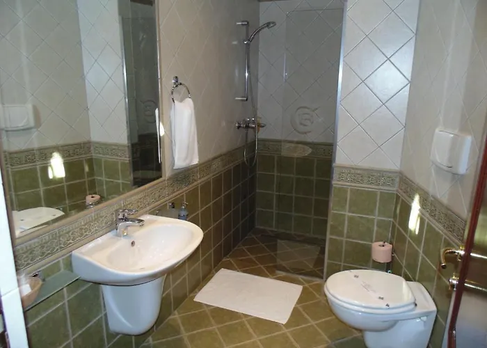 Curtea Brasoveana 4*